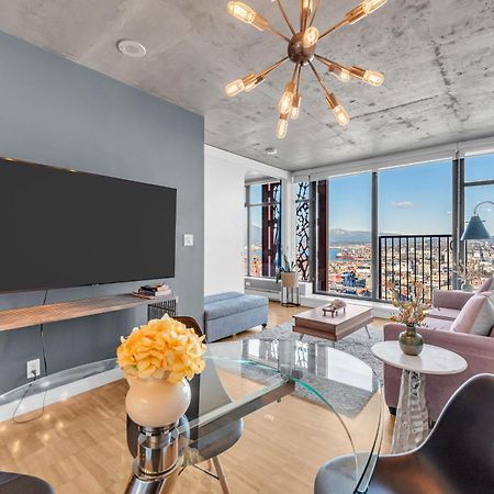 Water Views, 40Th Floor Sub-Penthouse! Entire Condo In The Heart Of Vancouver City Centre Exterior foto